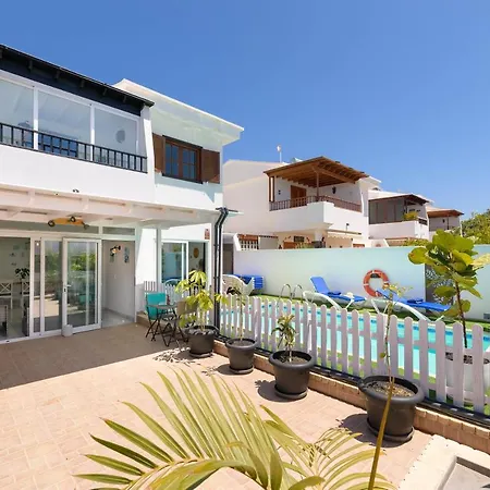 Villa Siroi, Puerto Del Carmen, Heated Pool, 10Mn From The Sea-2